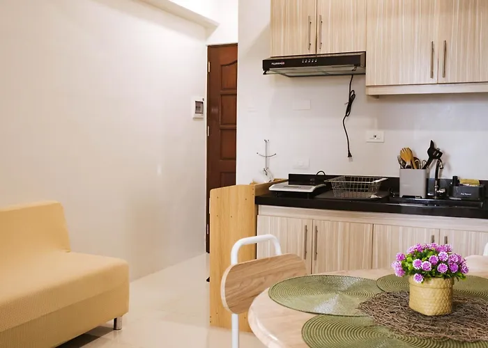 Spacious 1-br Beautiful Sunset View Near Mcia